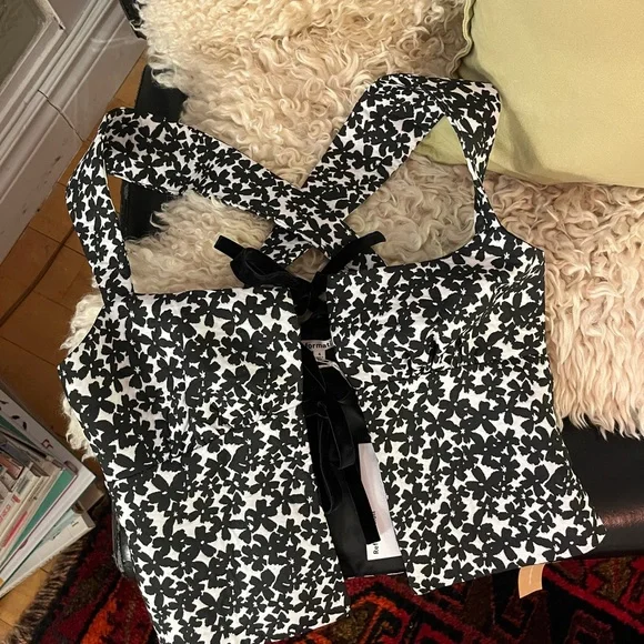 Reformation Azalea Top - Picture 5 of 5